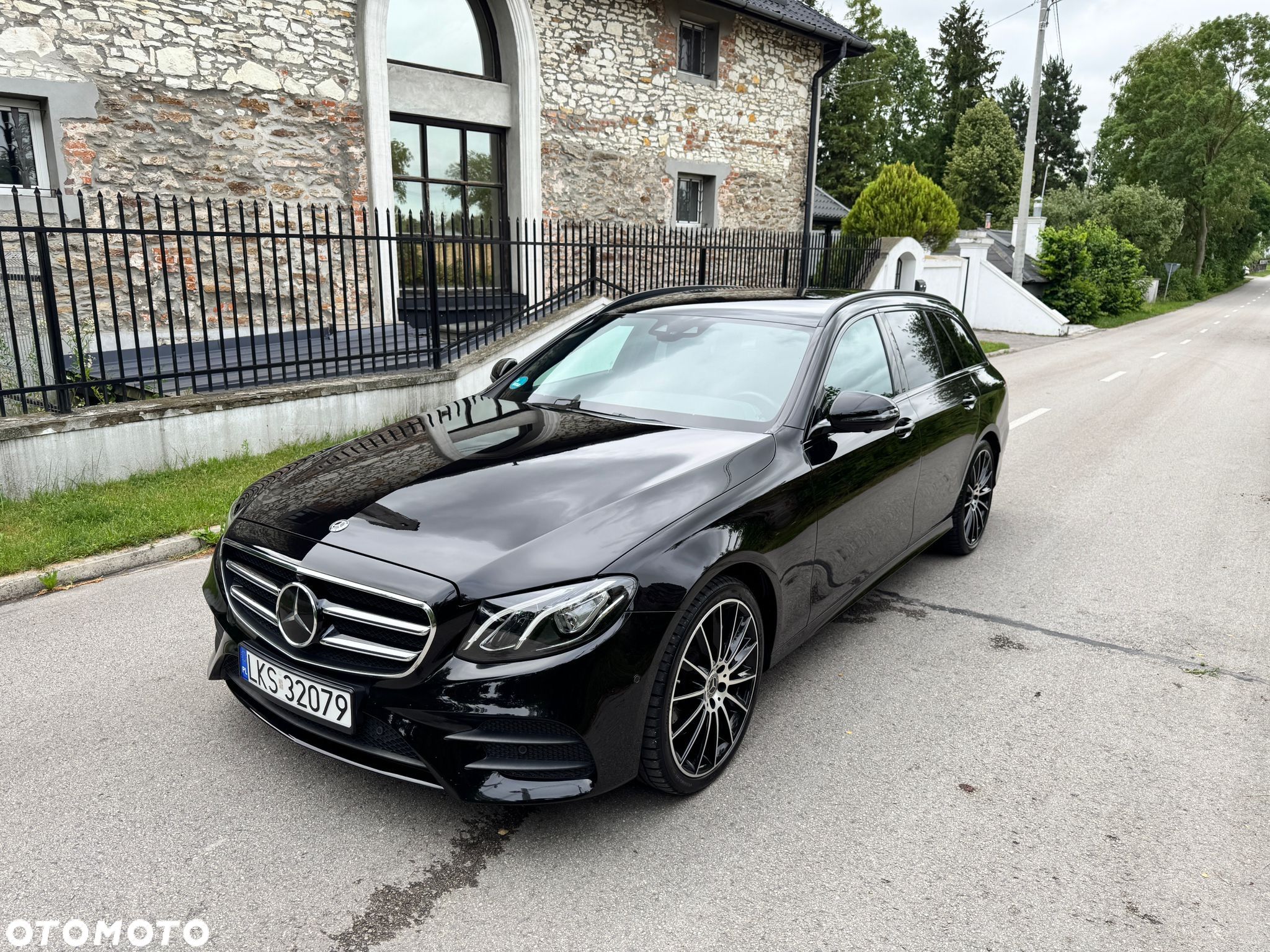 Mercedes-Benz Klasa E 400 d 4-Matic 9G-TRONIC - 1