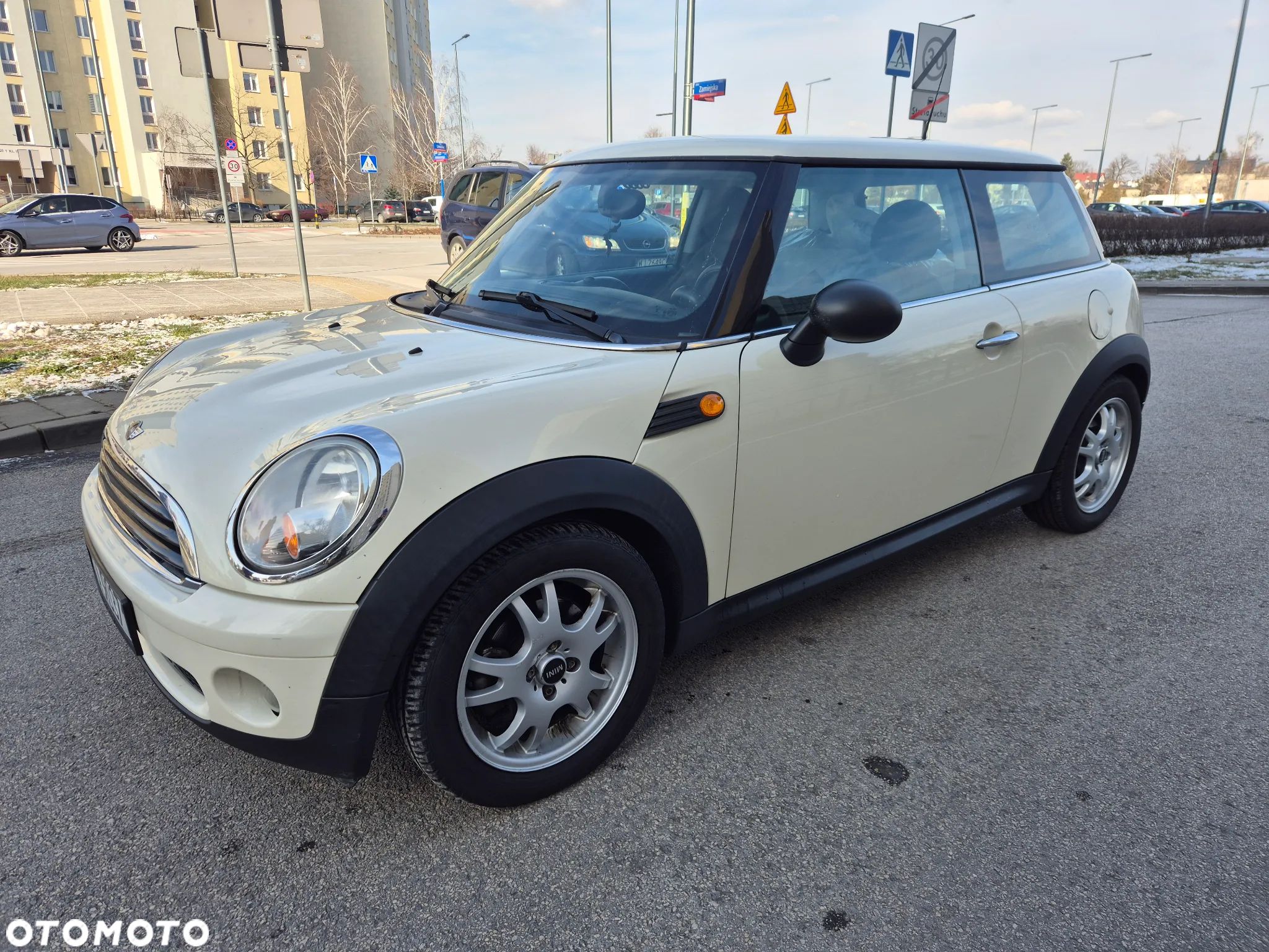 MINI ONE Standard - 1