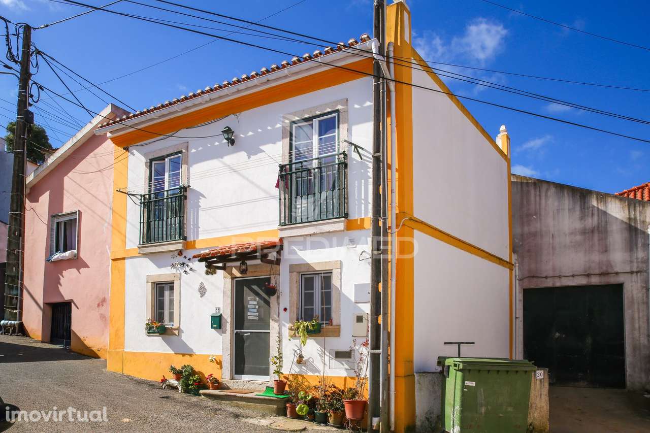 Moradia T2 com garagem independente em Ribafria - Alenquer - Grande imagem: 2/27