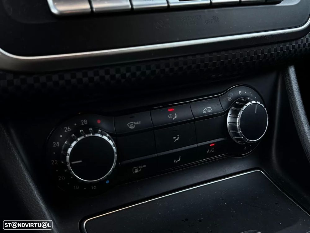 Mercedes-Benz A 180 d Urban - 28