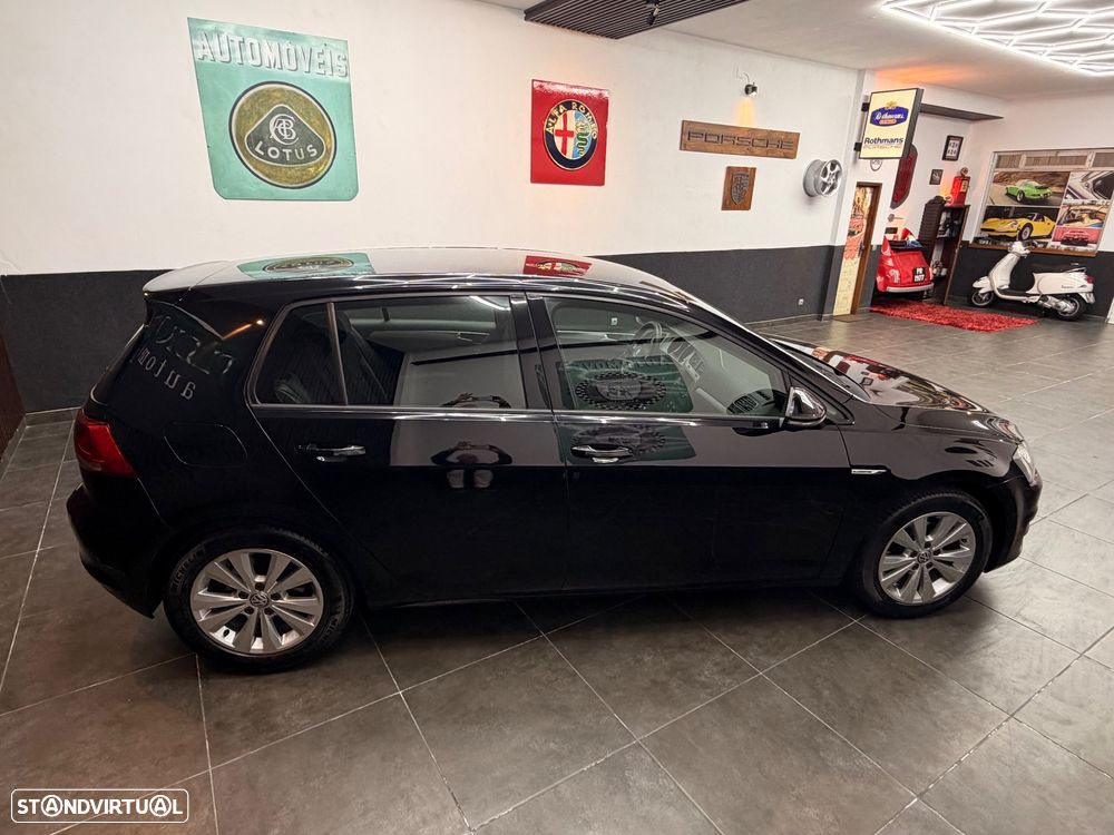 VW Golf 1.6 TDi BlueMotion Confortline - 17