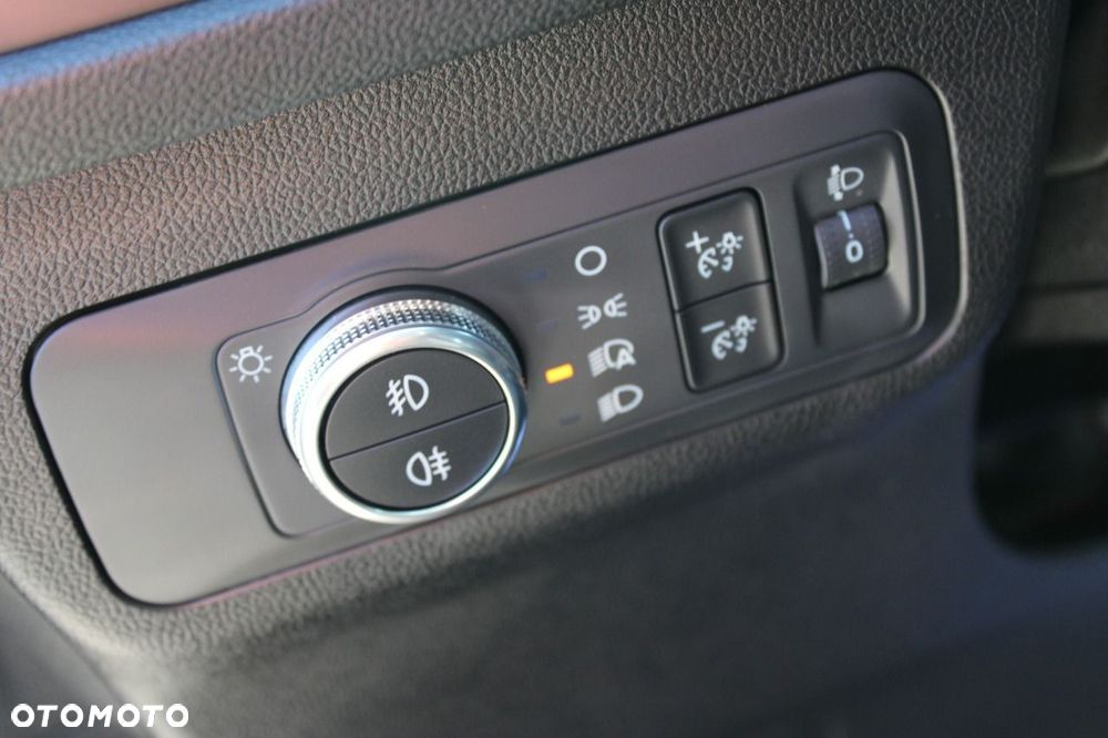 Ford Kuga - 20
