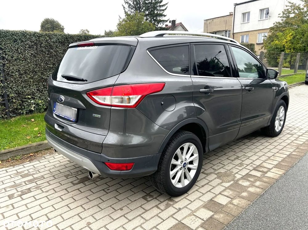 Ford Kuga 1.5 EcoBoost 4WD Titanium - 3