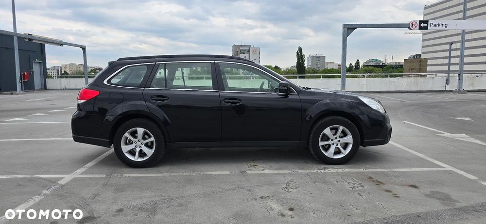 Subaru Outback 2.0D Comfort Lineartronic - 2