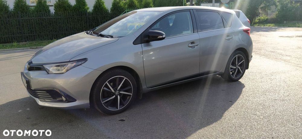 Toyota Auris 1.6 Selection - 18