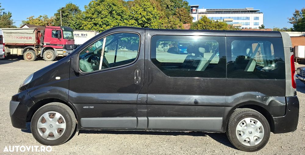 Renault Trafic - 1