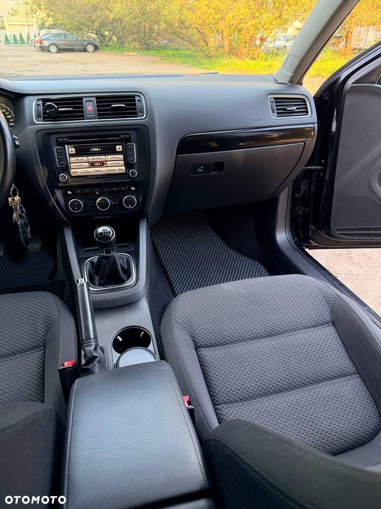 Volkswagen Jetta 1.4 TSI Highline Optimum - 10
