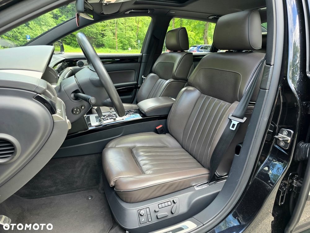 Volkswagen Phaeton 4.2 V8 4MOTION Automatik (5 Sitzer) - 16