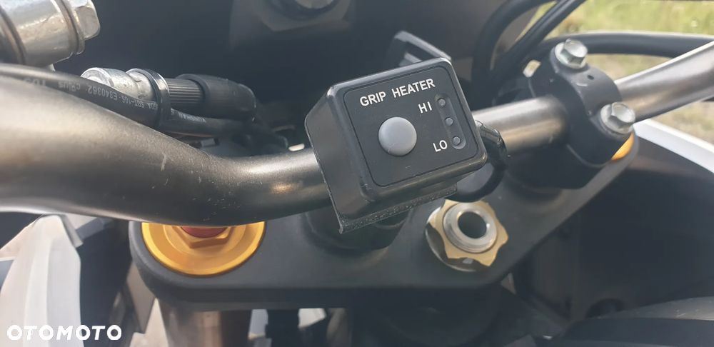 Suzuki V-STROM - 7