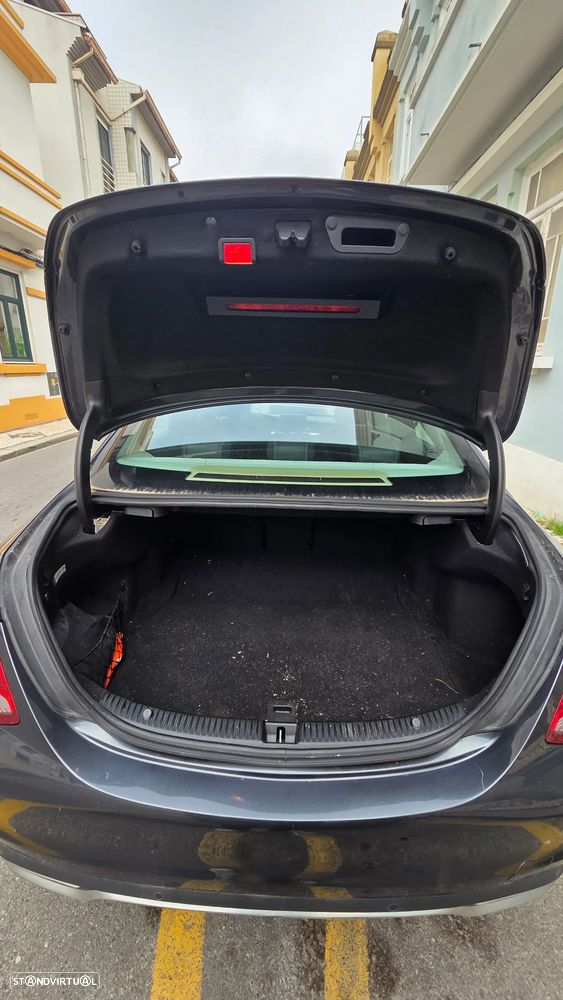 Mercedes-Benz C 200 - 8