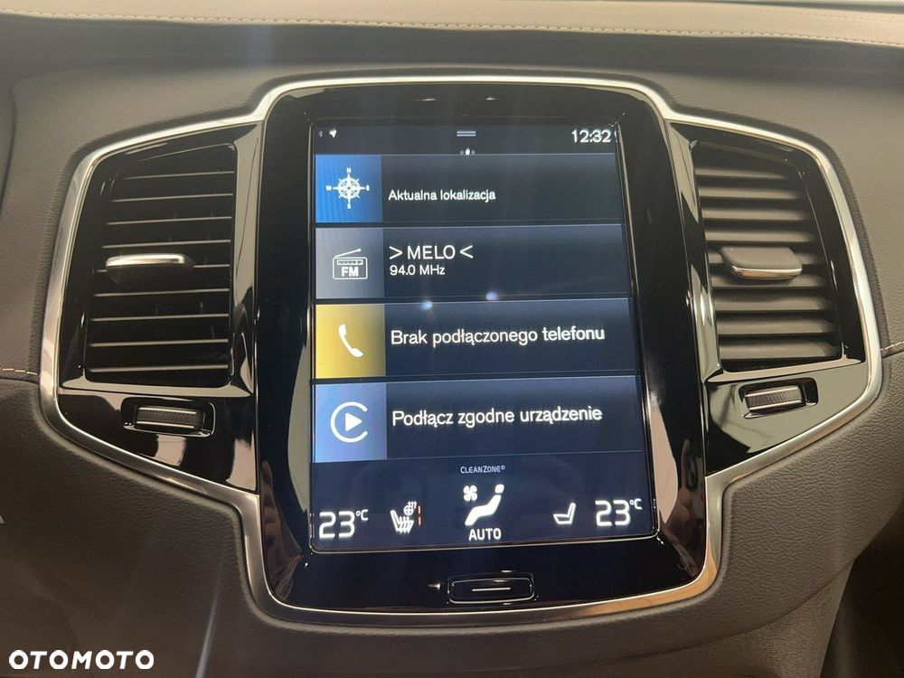 Volvo XC 90 - 20