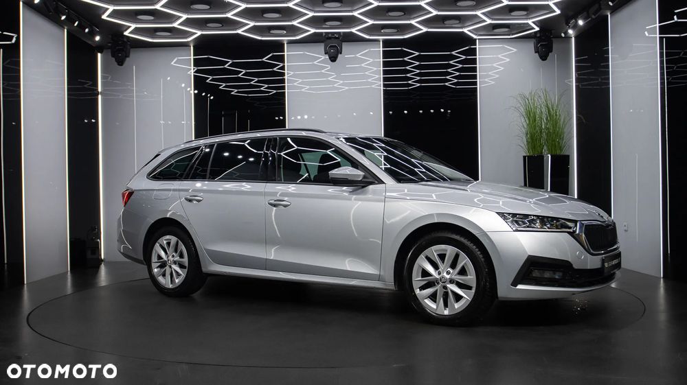 Skoda Octavia 2.0 TDI Ambition DSG - 9