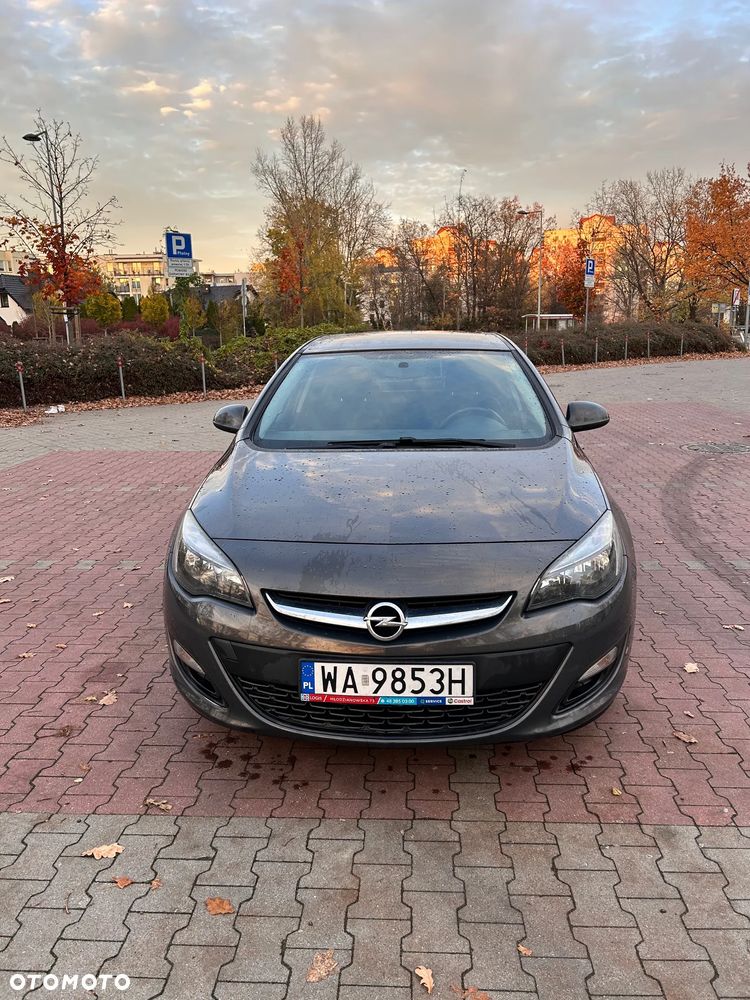 Opel Astra 1.4 T Enjoy - 8