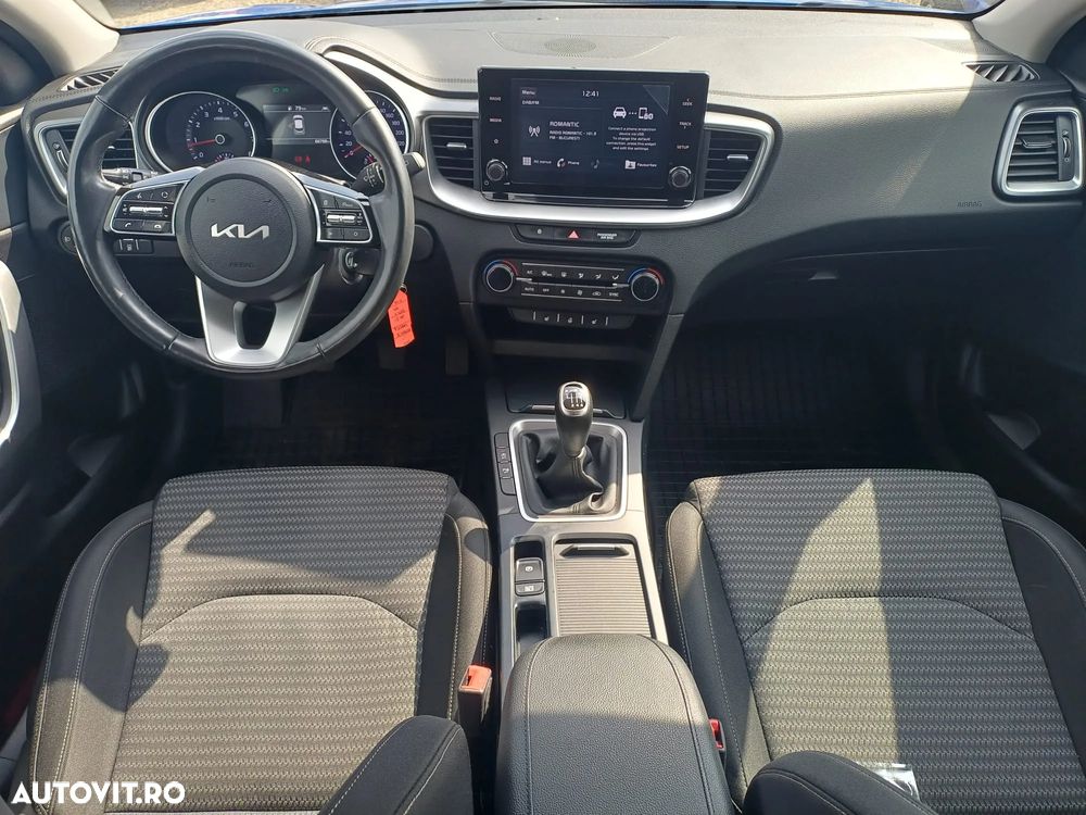 Kia XCeed 1.5 T-GDI 6MT Style - 11