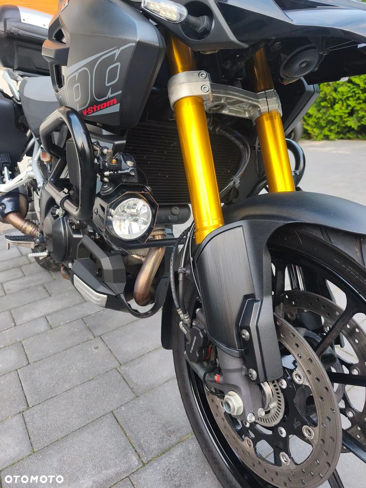 Suzuki V-STROM - 13