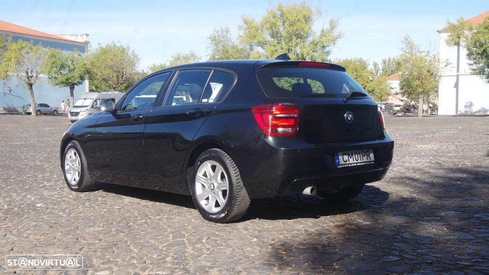BMW 116 iA Line Sport - 3