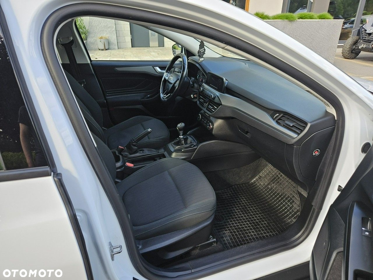 Ford Focus - 14