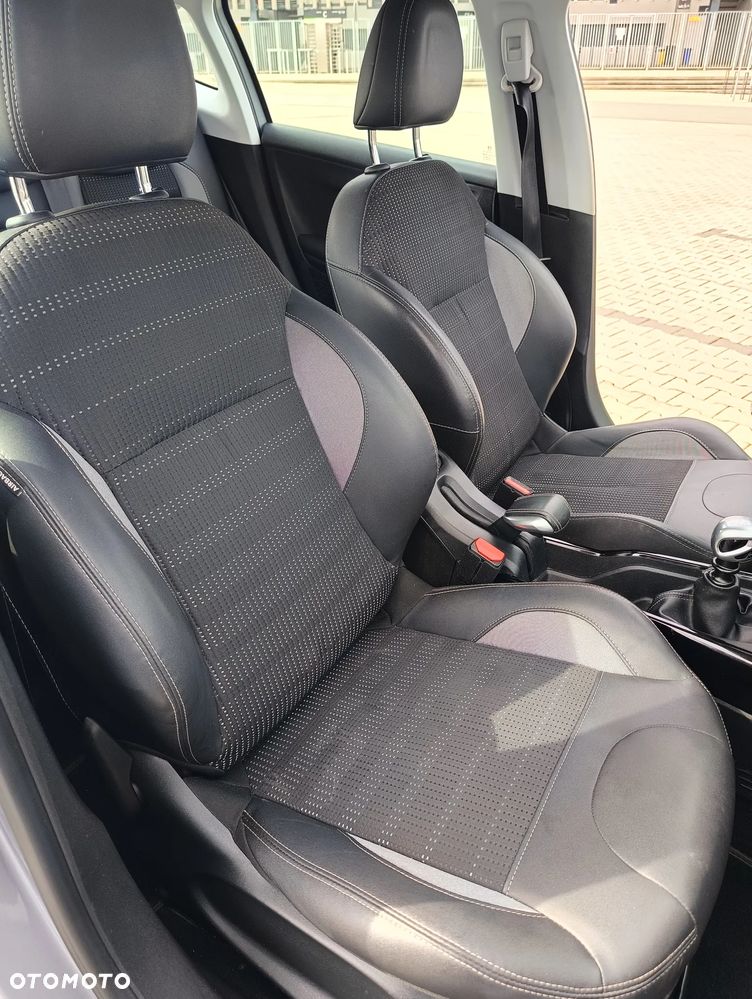 Peugeot 2008 BlueHDi 100 STOP & START Active - 17