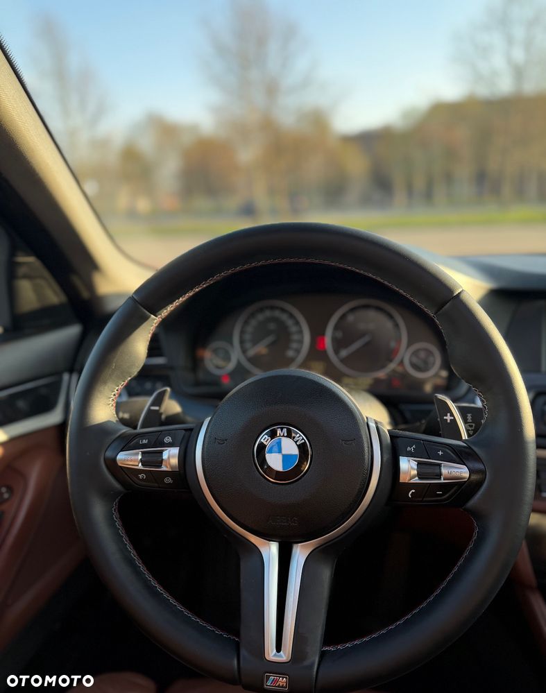 BMW Seria 5 - 10