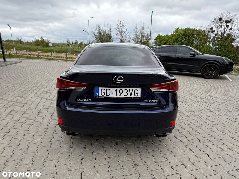 Lexus IS 200t / 300 Prestige - 5