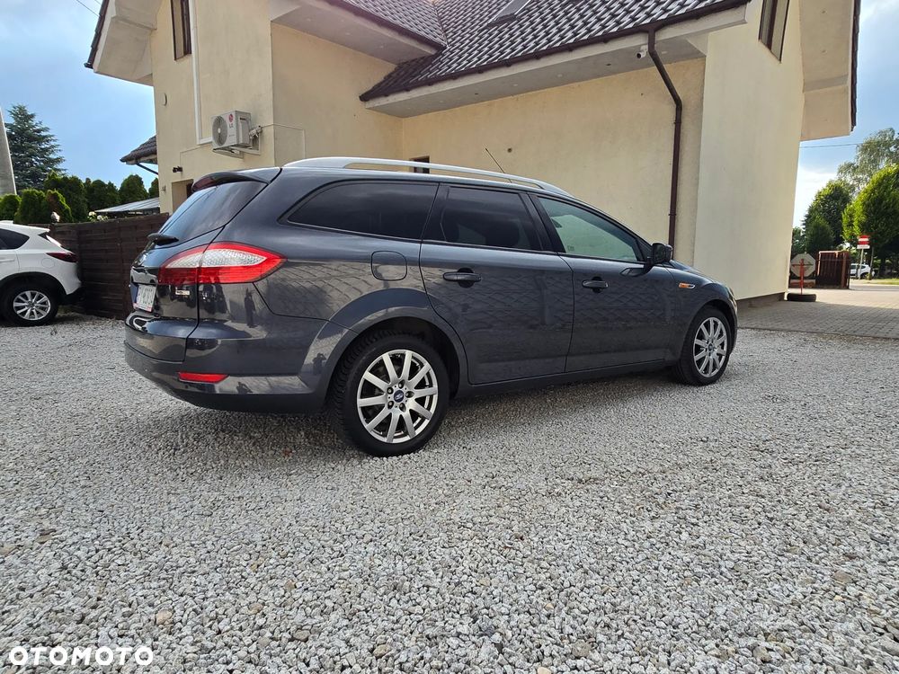 Ford Mondeo 2.0 TDCi Ambiente - 4