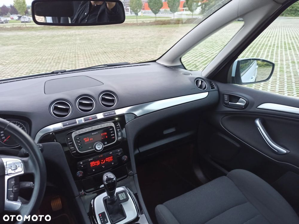 Ford S-Max 2.0 TDCi DPF Titanium - 19