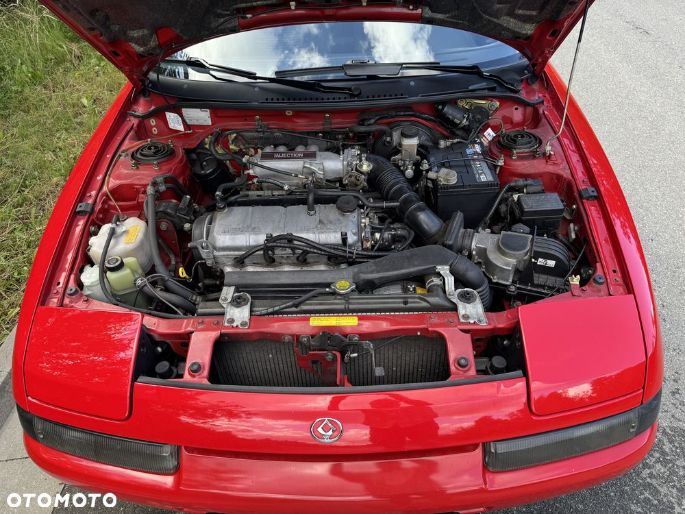 Mazda 323F - 24