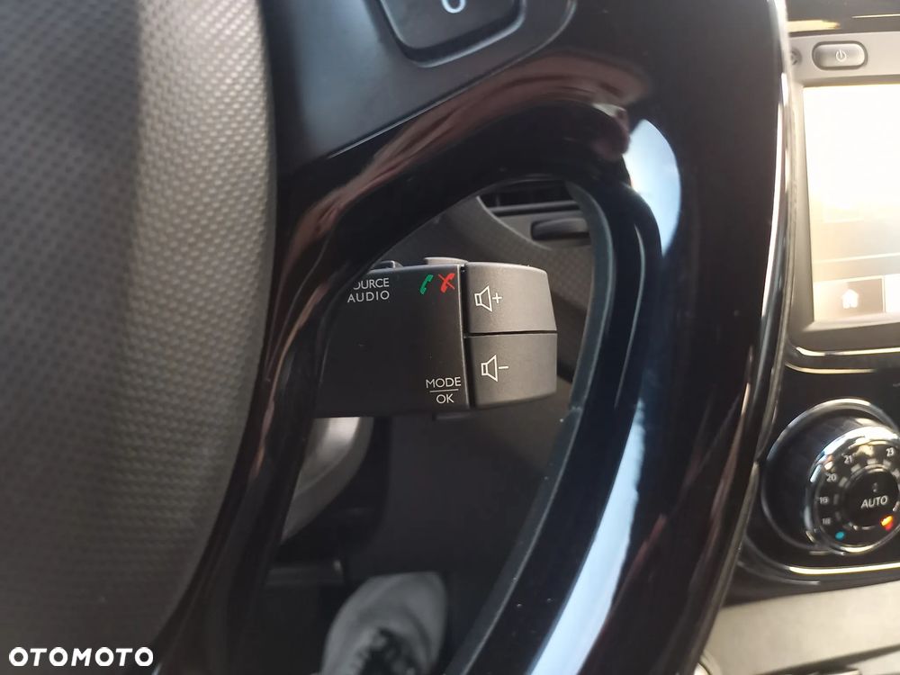 Renault Captur (ENERGY) TCe 90 LIMITED - 23