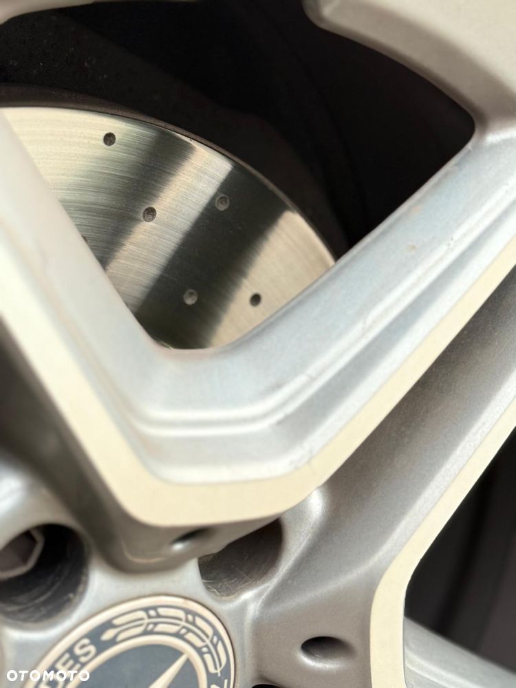 Mercedes-Benz Klasa C 200 4Matic 9G-TRONIC - 27