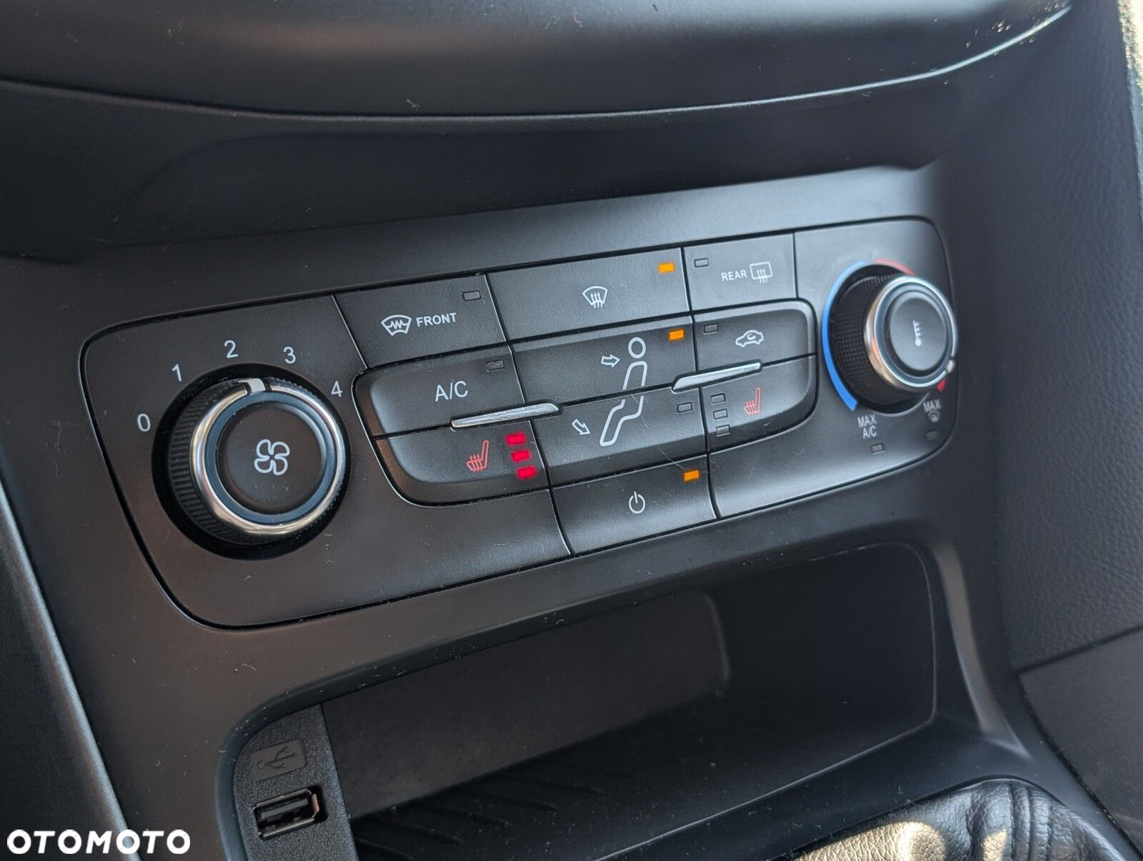 Ford Focus 1.6 Trend - 22