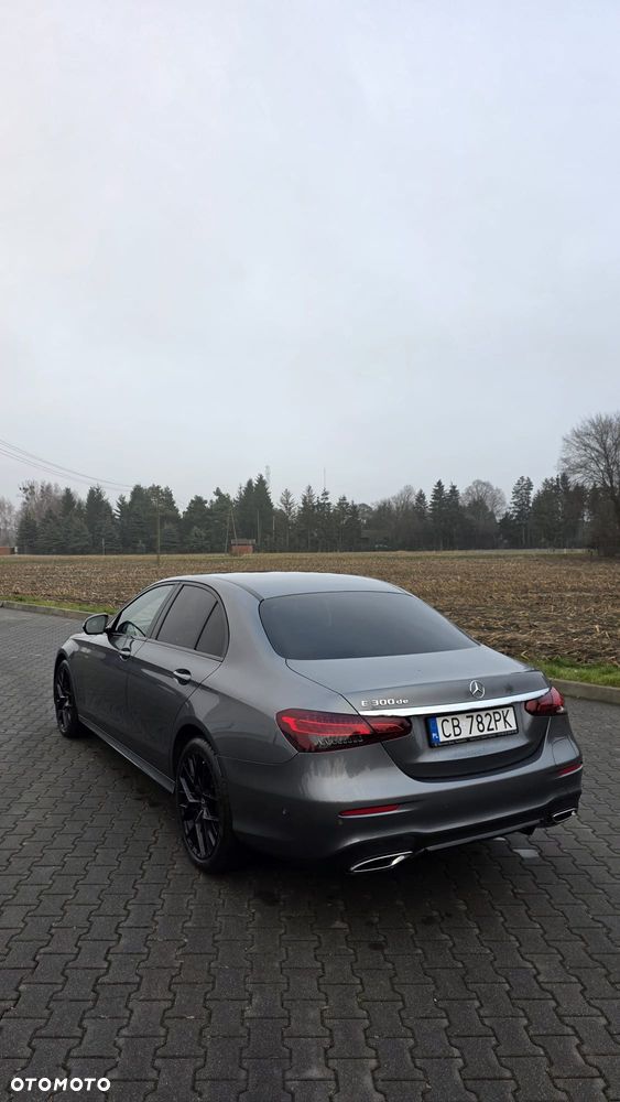 Mercedes-Benz Klasa E - 12