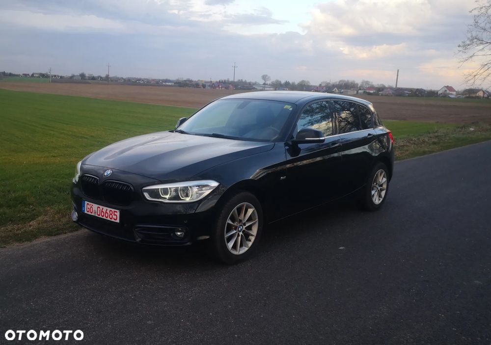 BMW Seria 1 120d Sport-Aut Sport Line - 2