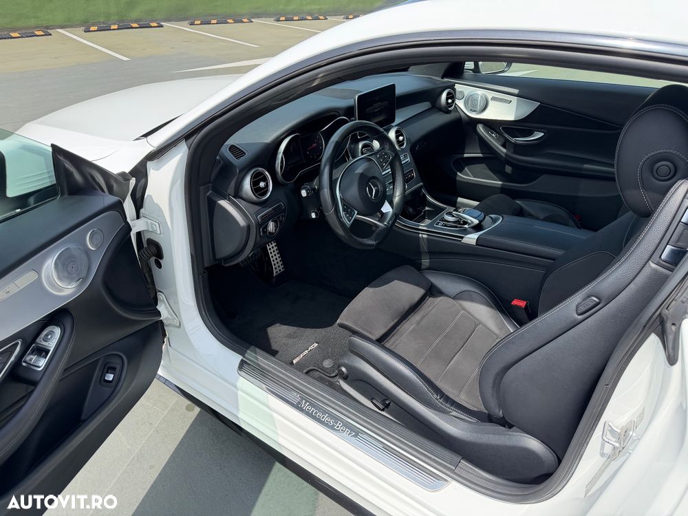 Mercedes-Benz C - 8