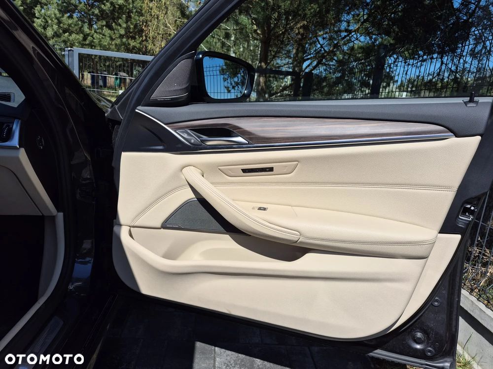 BMW Seria 5 520d Efficient Dynamics Sport Line sport - 5