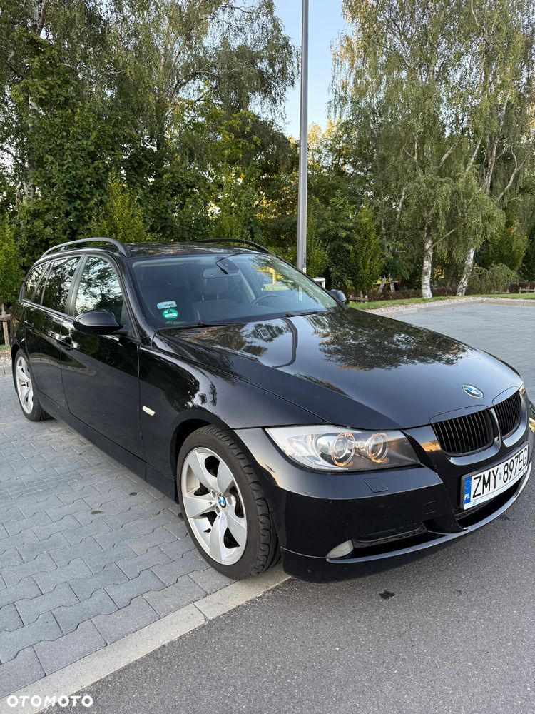 BMW Seria 3 320d DPF - 1