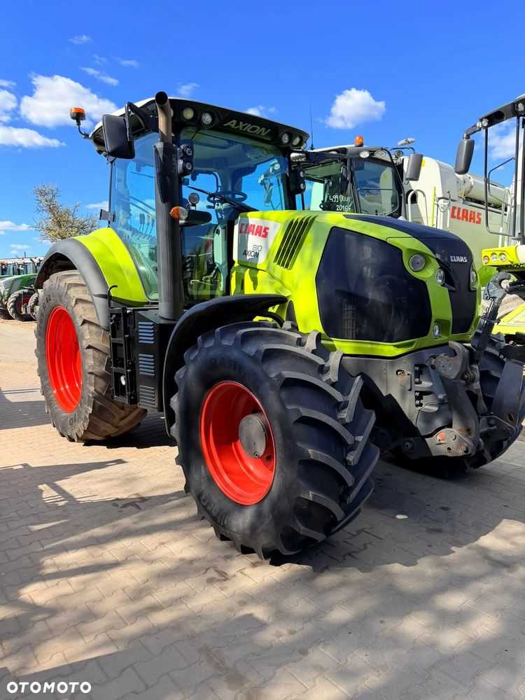 Claas Axion 810 - 8