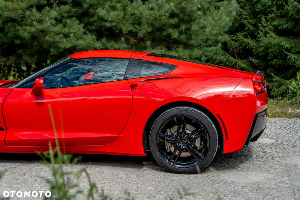 Chevrolet Corvette Stingray 6.2 V8 Automatik Red Edition - 17