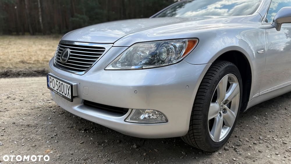 Lexus LS 460 Prestige - 10