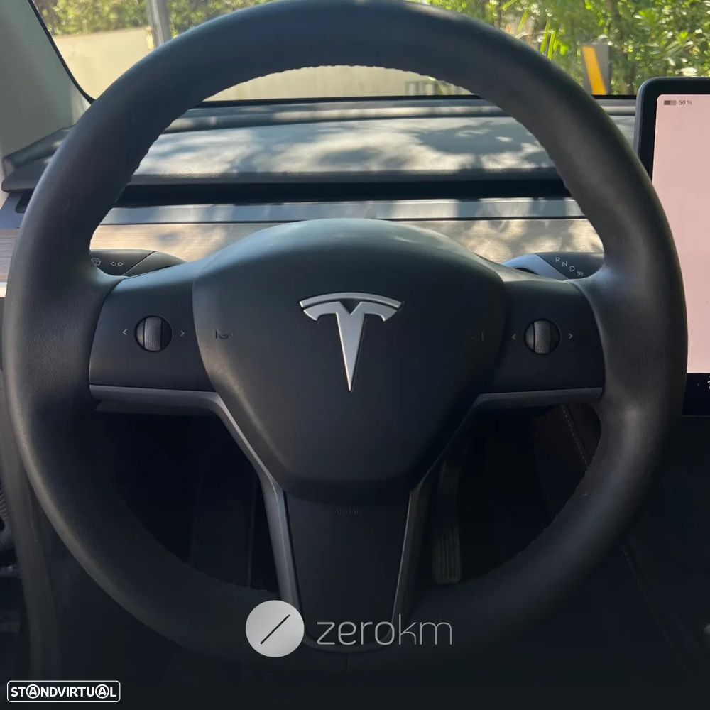Tesla Model Y RWD - 6