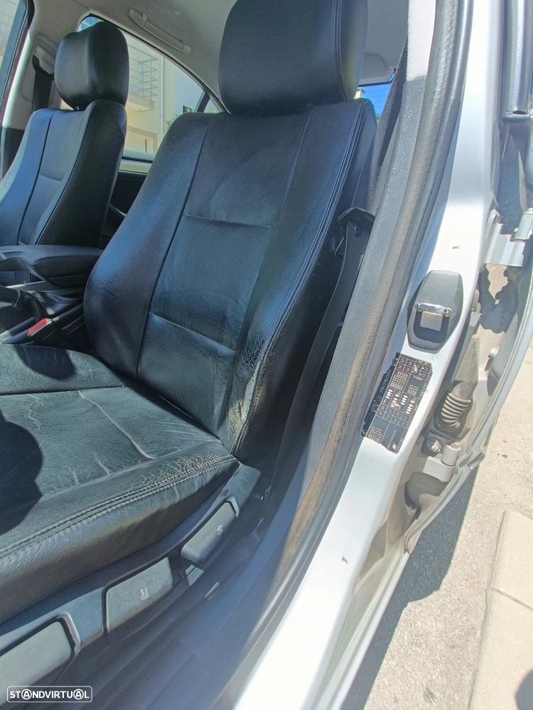 BMW 320 d - 12