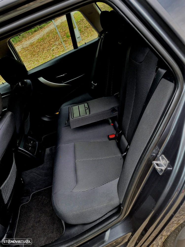 BMW 316 i Line Modern - 26