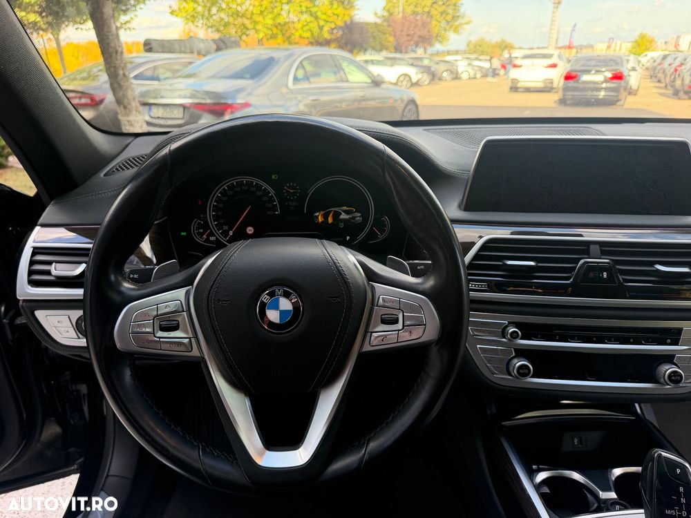 BMW Seria 7 730d xDrive - 9