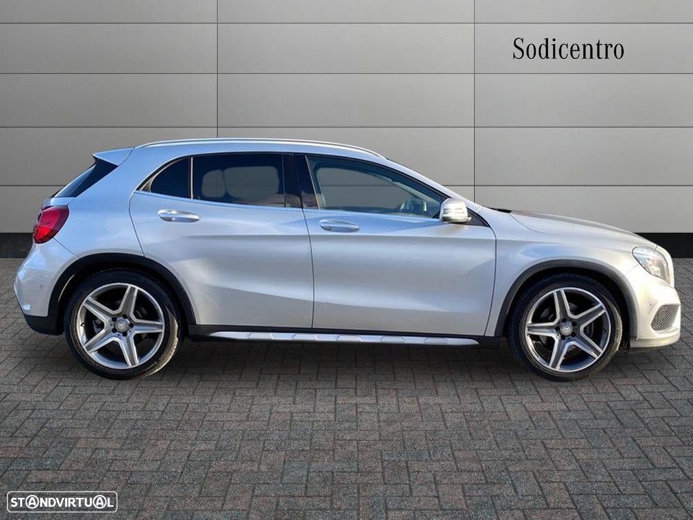 Mercedes-Benz GLA 220 CDI AMG Line - 7