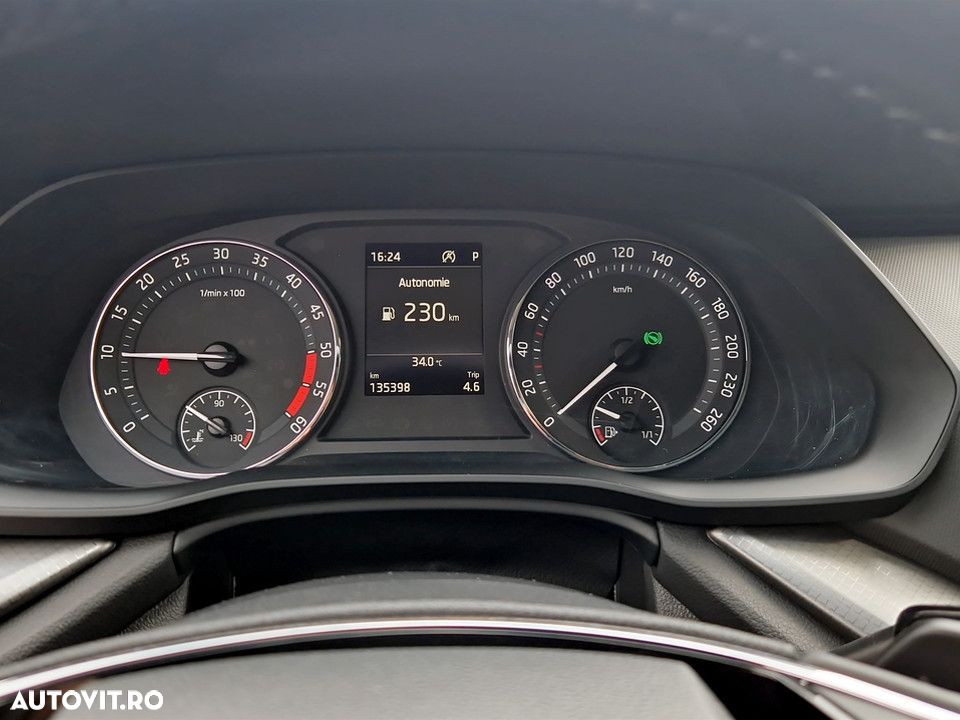 Skoda Octavia 2.0 TDI DSG Ambition - 20