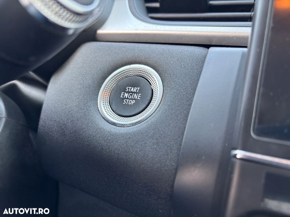 Renault Captur TCe 140 EDC GPF BUSINESS EDITION - 18