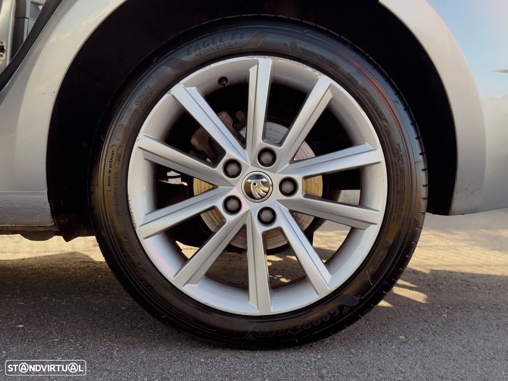 Skoda Octavia Break 1.6 TDi Elegance - 32