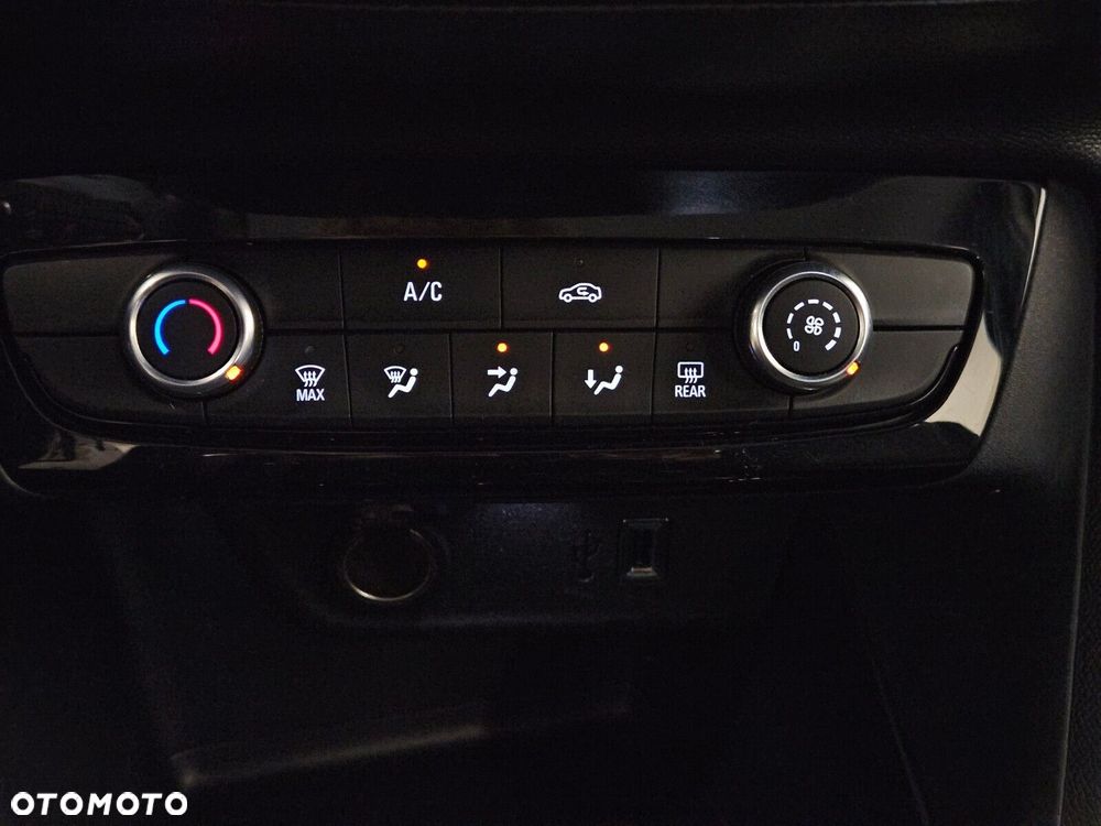 Opel Corsa 1.2 Edition S&S - 12