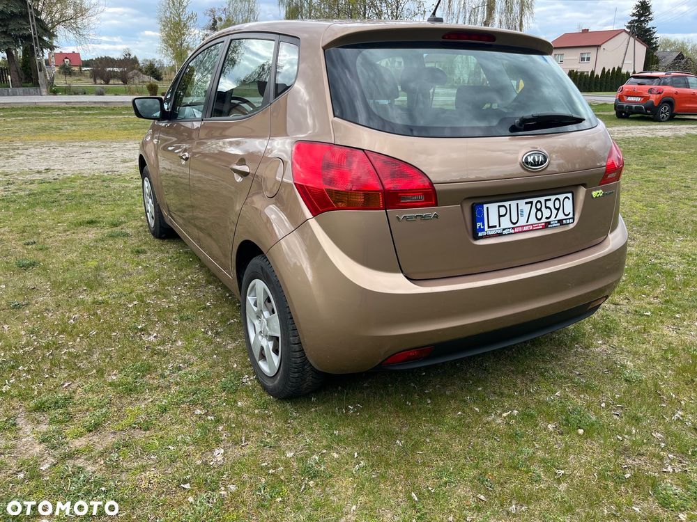 Kia Venga 1.4 CVVT ISG Spirit - 8