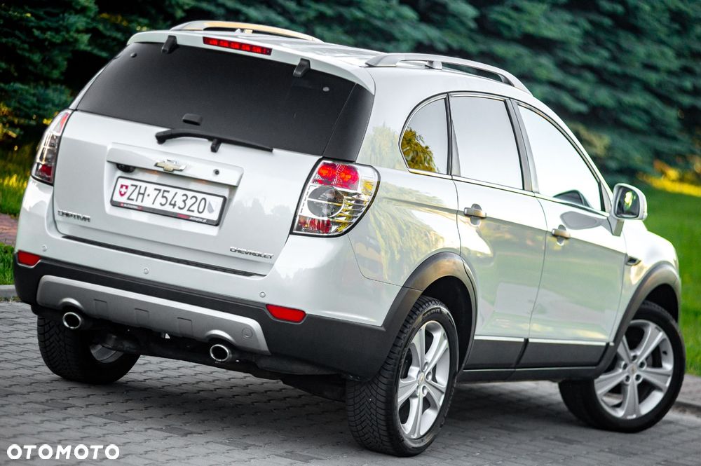 Chevrolet Captiva 3.0 V6 SIDI AWD Automatik LTZ - 12