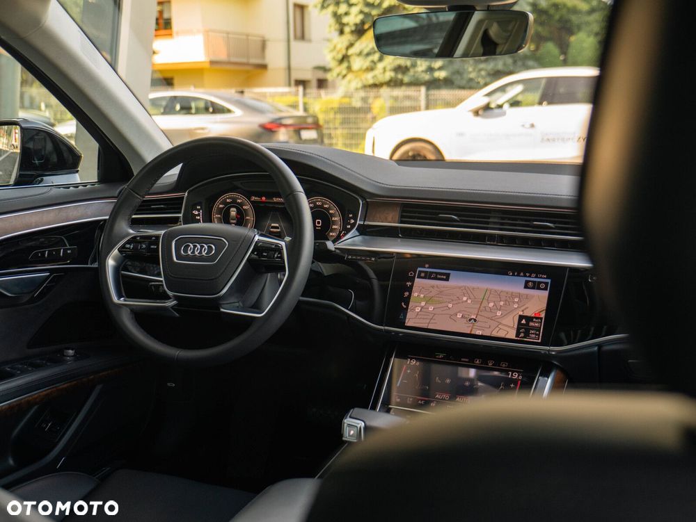 Audi A8 - 25